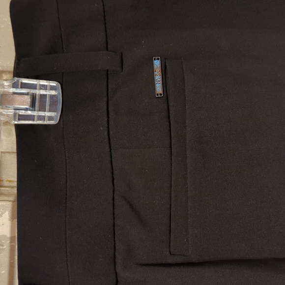 Women's 7th Ave Suiting Collection Black Pants New York and Company - Picture 4 of 5